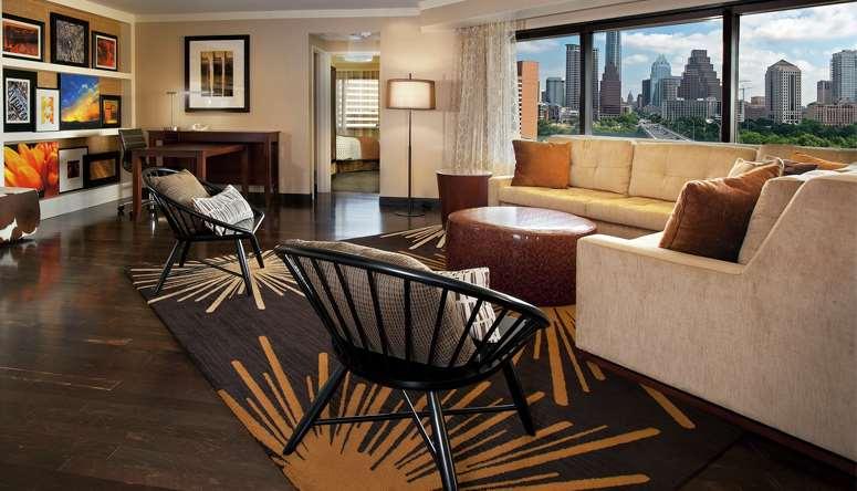 Embassy Suites Charlotte/Ayrsley Room photo
